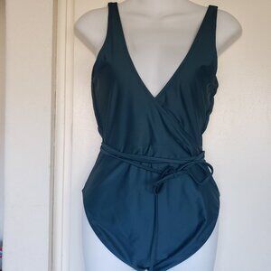 Girlfriend Collective One-piece Swimsuit Size Large